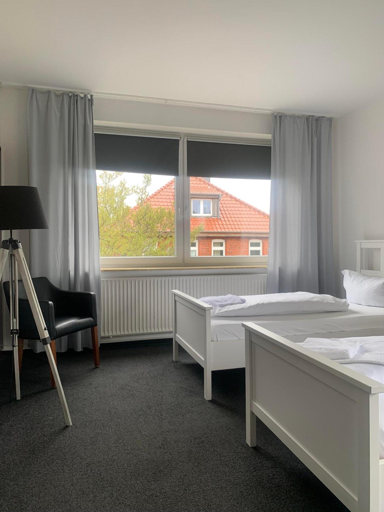 Hotel Calenberger Hof Wennigsen Екстериор снимка